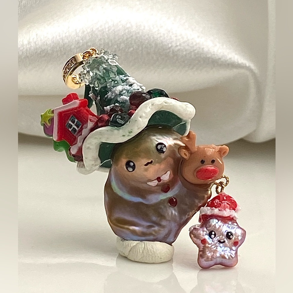 P204-EXCLUSIVE Premium Flameball Pearl Christmas Tree Hat And Star Pearl Pendant